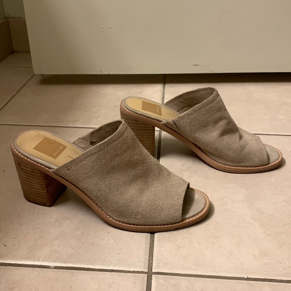 Mid coverage clog heels